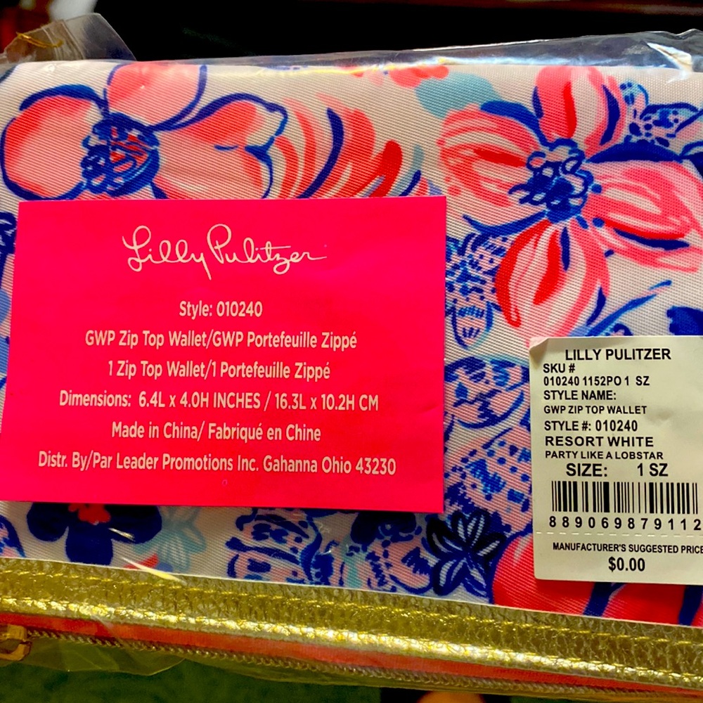 NWT Lilly Pulitzer Zip Top Wallet